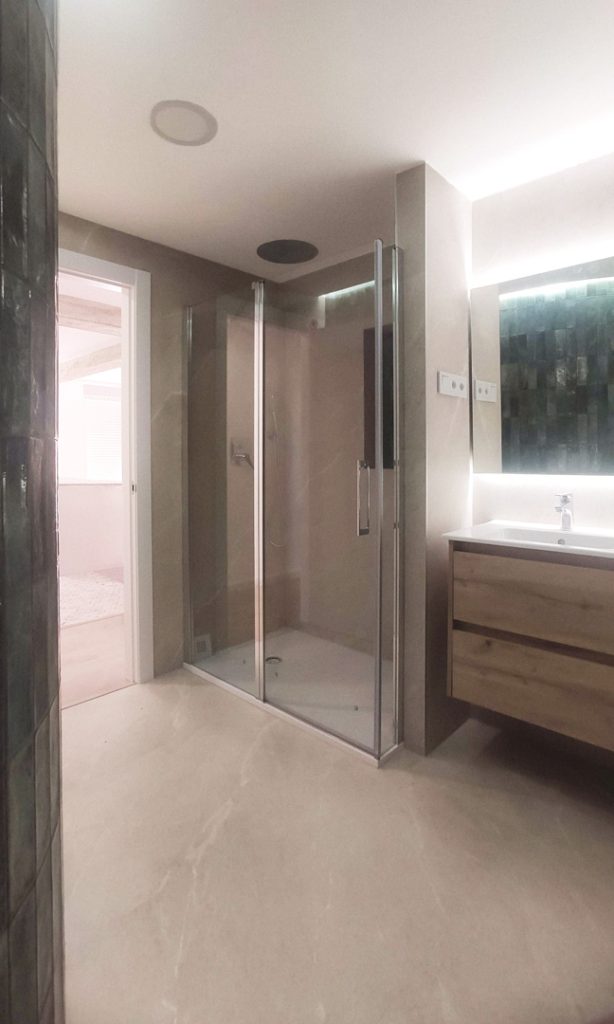 03-REFORMA-BAÑO-RSL-REBEL-CAPYBARA